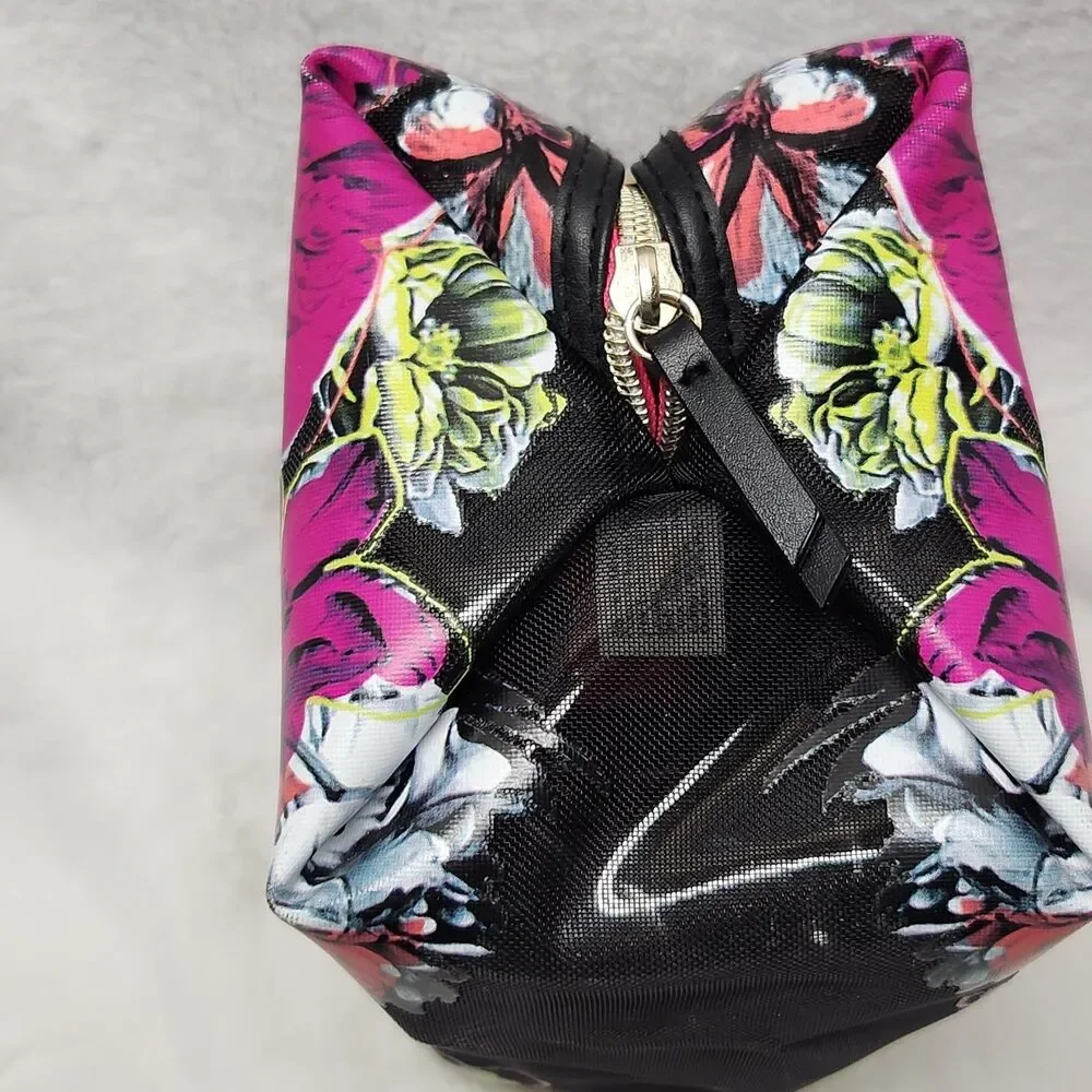 Victoria's Secret Wild Flower Beauty Bag Case Floral Zip NWT